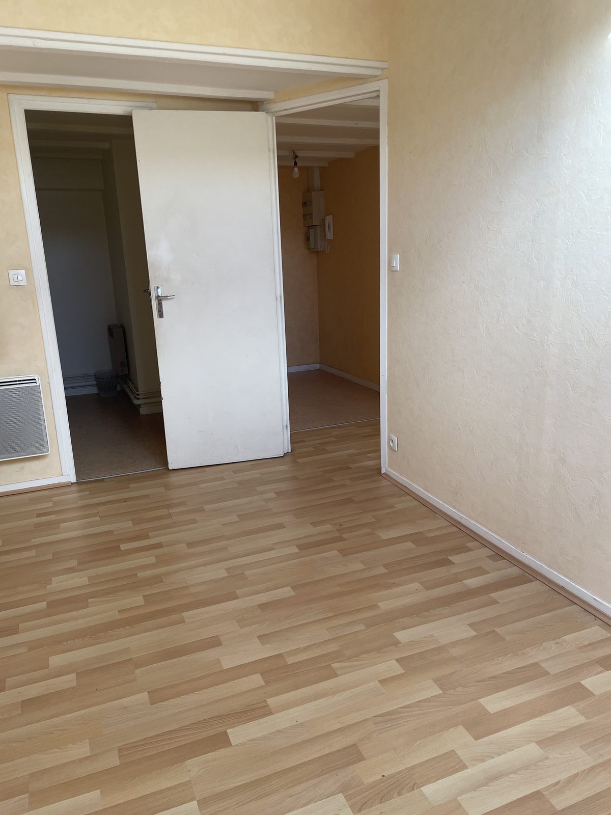 Photo de l'appartement à louer à Limoges — Pièce de vie