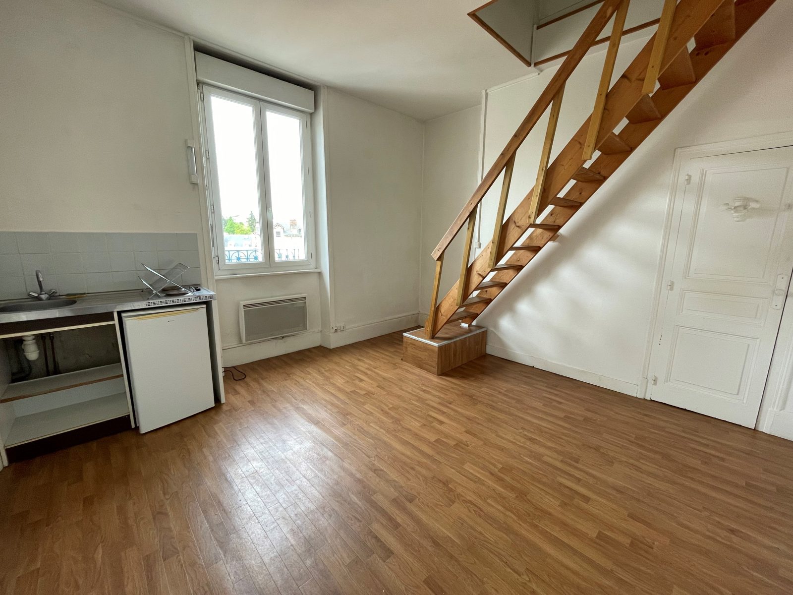 Photo de l'appartement à louer à Limoges — Pièce de vie