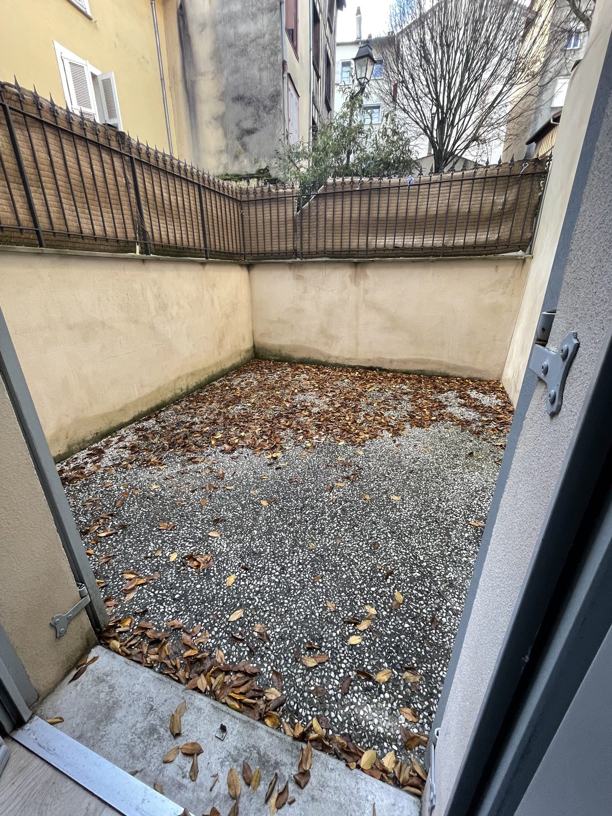 Photo de l'appartement à louer à Limoges — la terrasse privative