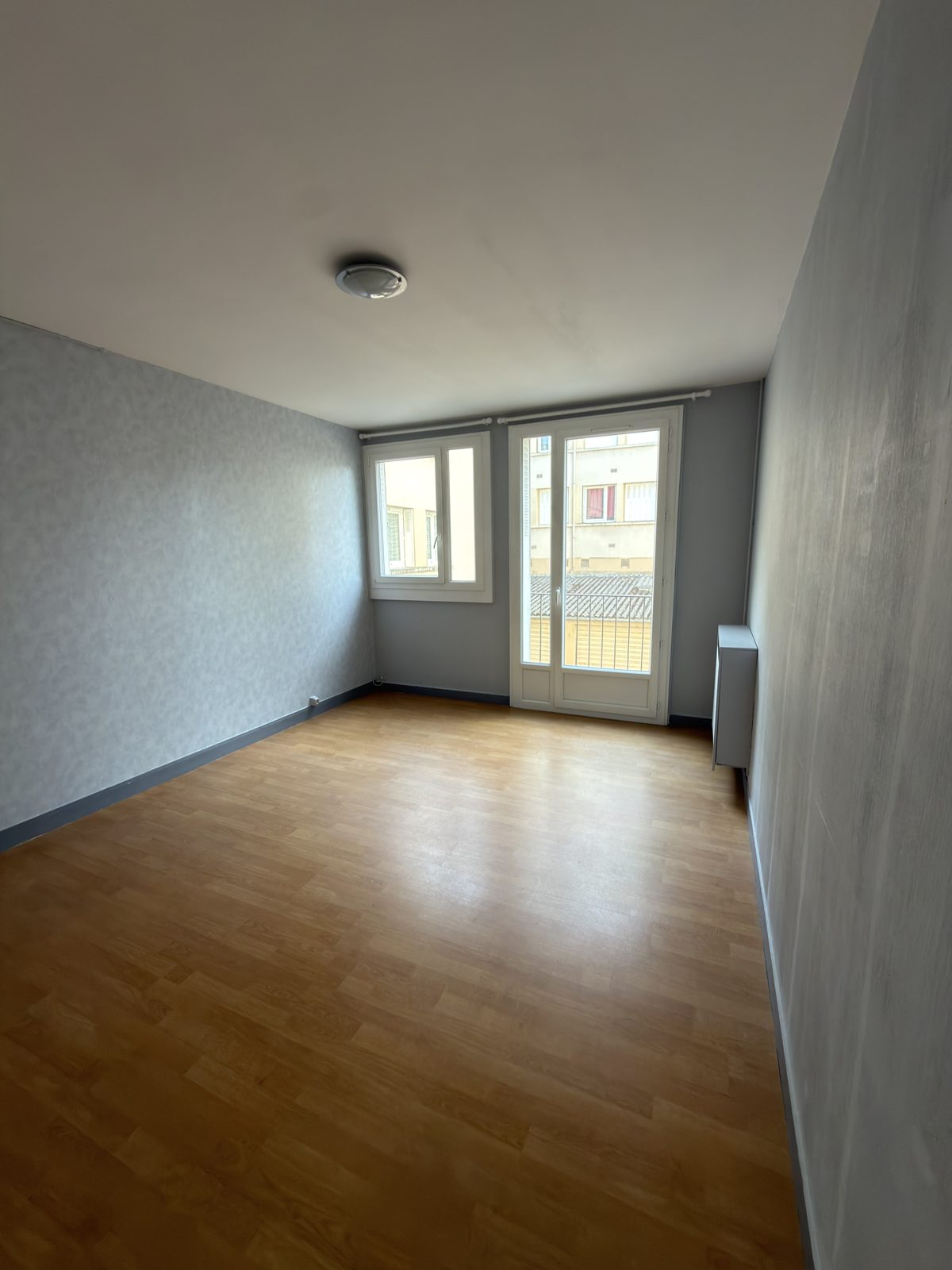 Photo de l'appartement à louer à Limoges — Salon