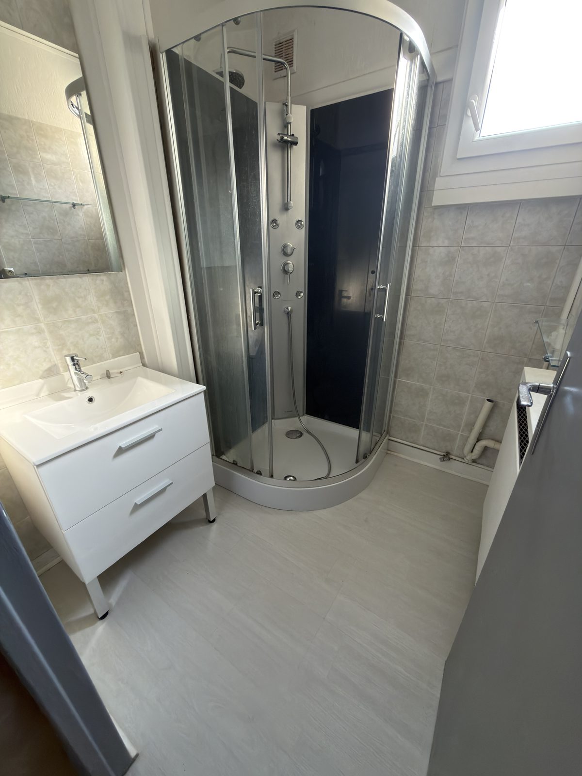 Photo de l'appartement à louer à Limoges — Salle d'eau
